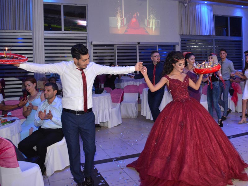 Tarsus'ta Eğlencenin Merkezi Yunus Düğün Salonları |  title=